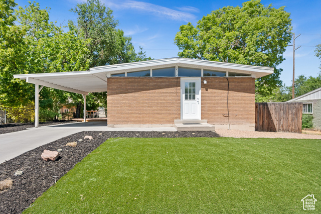 272 S 1500 W, Salt Lake City UT 84104