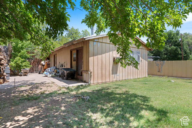 Photo 34 for MLS #2099272 at 237 S 100 West