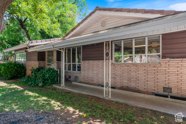Photo 39 for MLS #2099272 at 237 S 100 West