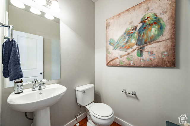 Photo 19 for MLS #2099291 at 1034 W Narrows Ln