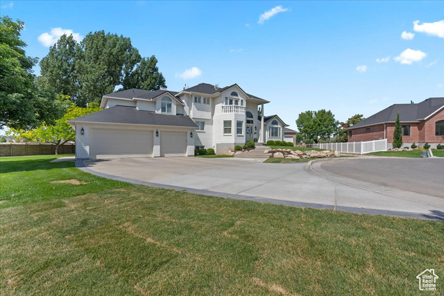 Photo 2 for MLS #2099299 at 1113 W River Pass Cv