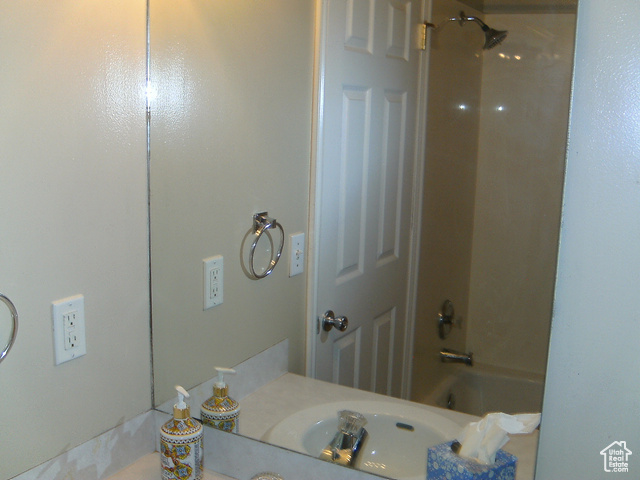 Photo 13 for MLS #2099334 at 1480 W 3275 South