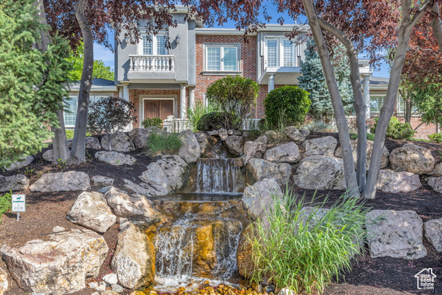Photo 5 for MLS #2099377 at 1911 E Deere Valley Dr