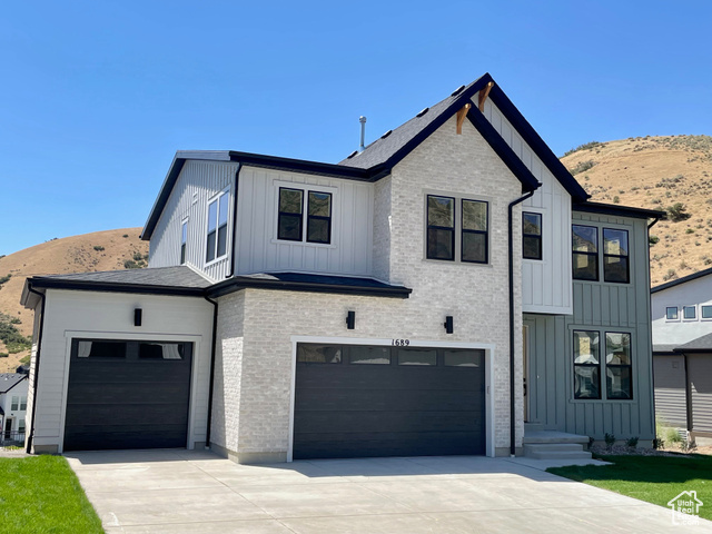 1689 CANYON RIM DR #636