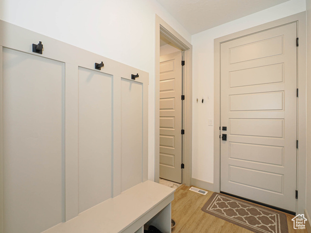 Photo 34 for MLS #2099404 at 3248 S Forest Ave