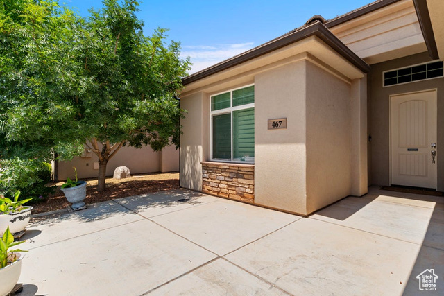 Photo 3 for MLS #2099420 at 467 E Summer Storm Ln
