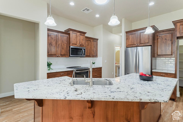 Photo 7 for MLS #2099420 at 467 E Summer Storm Ln