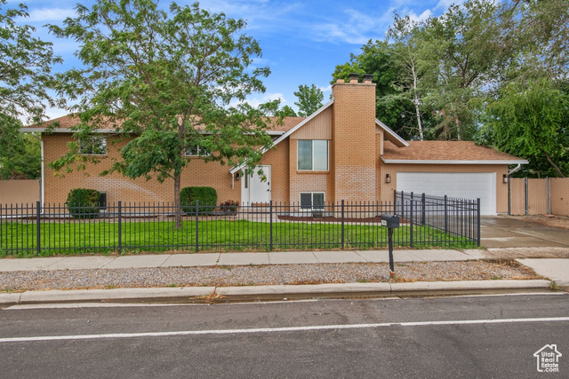 9595 S 1700 E, Sandy UT 84092