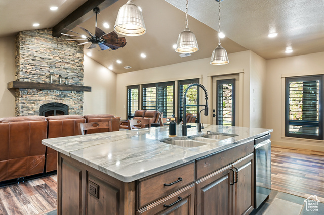 Photo 17 for MLS #2099468 at 2290 S Canyon Cir