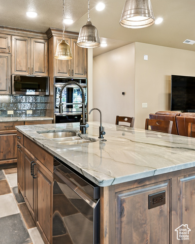 Photo 18 for MLS #2099468 at 2290 S Canyon Cir