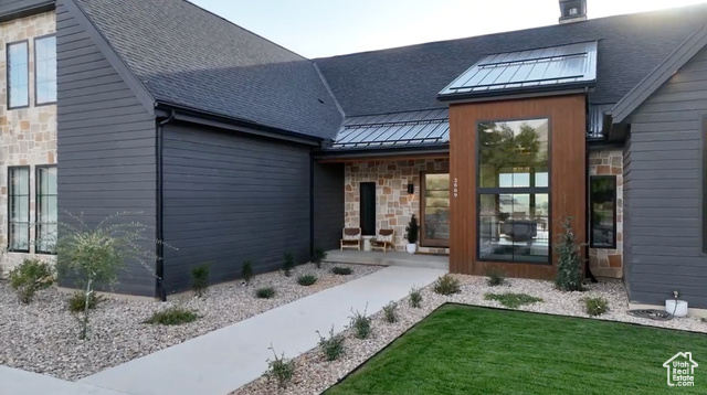 Photo 73 for MLS #2099473 at 3669 N Foothill Ln
