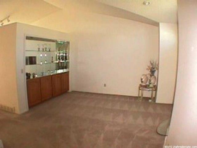 11910 Bluff View Dr, Sandy, UT 84092 — photo 5