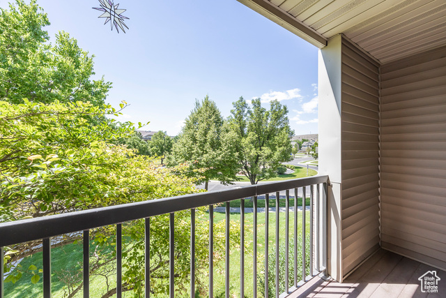 Photo 16 for MLS #2099503 at 3371 E Ridge Rd #5