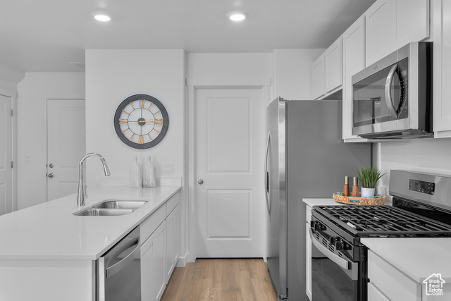 Photo 9 for MLS #2099504 at 31 N Carpenter Ln #1825
