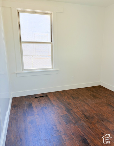Photo 9 for MLS #2099505 at 358 N 300 East