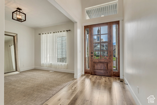 Photo 4 for MLS #2099506 at 1002 W Temple Rim Ln