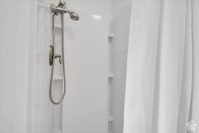 Photo 46 for MLS #2099526 at 266 S 300 West