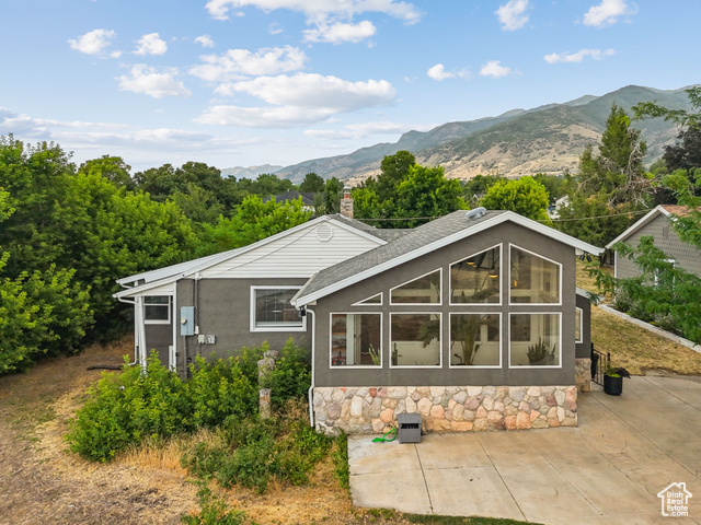1043 S OXFORD CIR, Fruit Heights UT 84037