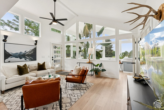Photo 9 for MLS #2099529 at 1043 S Oxford Cir