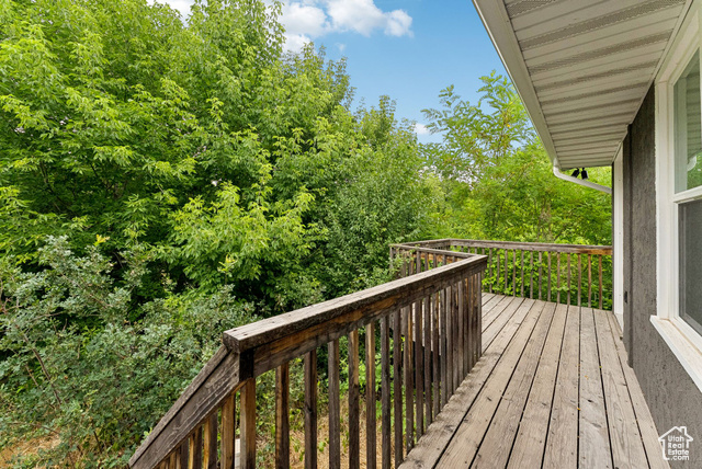 Photo 25 for MLS #2099529 at 1043 S Oxford Cir