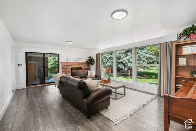 Photo 4 for MLS #2099537 at 393 S 800 East