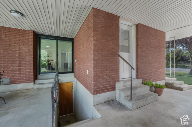 Photo 23 for MLS #2099537 at 393 S 800 East