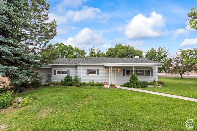 20 S 200 W, Bicknell UT 84715
