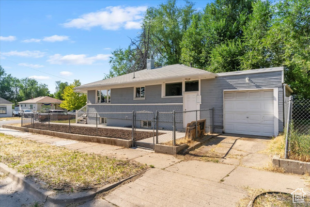 Photo 31 for MLS #2099570 at 2838 Jefferson Ave
