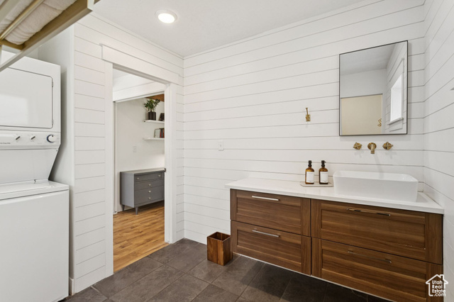 Photo 36 for MLS #2099571 at 920 W Columbia Ln