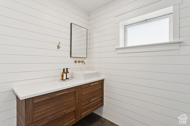 Photo 35 for MLS #2099571 at 920 W Columbia Ln