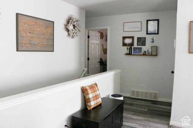 Photo 11 for MLS #2099579 at 1648 Dawson Ln