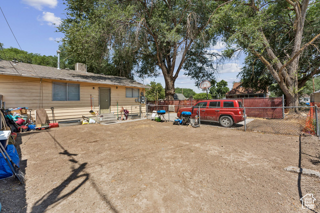 Photo 20 for MLS #2099589 at 738 S Grant Ave