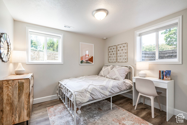 Photo 17 for MLS #2099594 at 1955 E Eastwood Blvd