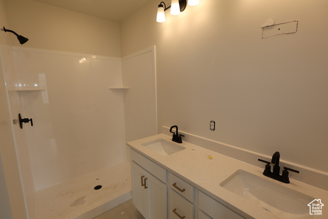 Photo 4 for MLS #2099602 at 882 W Caroline Dr