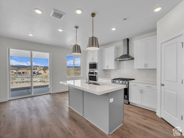 Photo 10 for MLS #2099604 at 7042 Woods Rose Dr