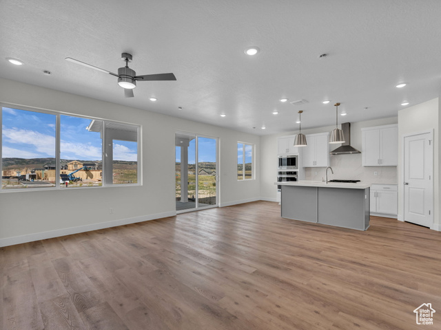 Photo 13 for MLS #2099604 at 7042 Woods Rose Dr