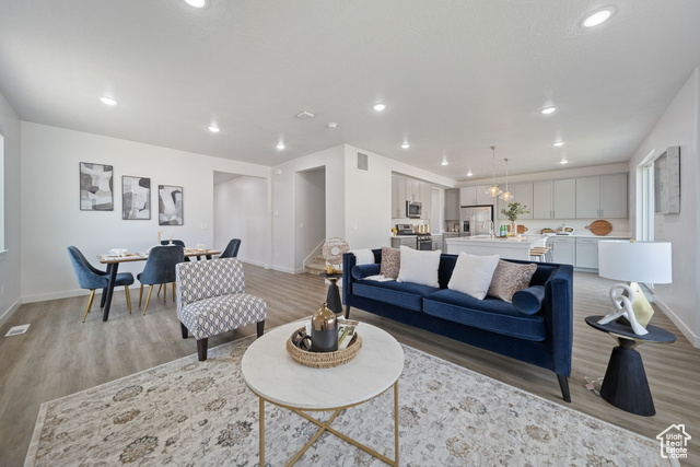 736 W BLUE VIOLET DR, Saratoga Springs UT 84045