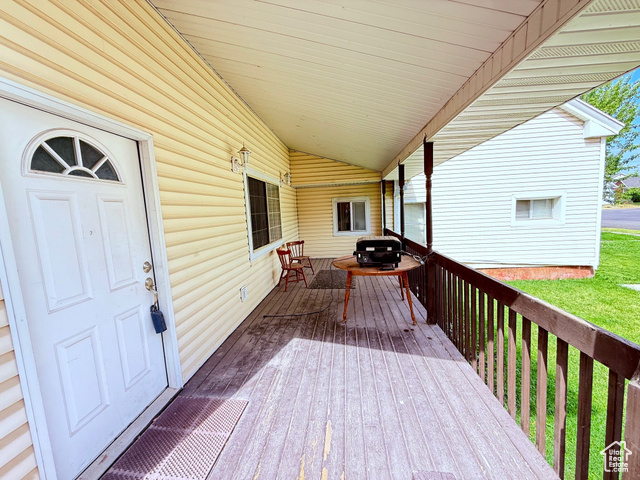Photo 3 for MLS #2099672 at 389 W 500 South