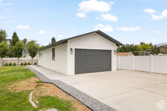 Photo 66 for MLS #2099687 at 1172 W Country Ridge Dr