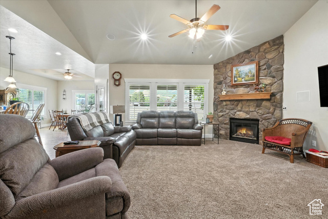 Photo 7 for MLS #2099693 at 731 S Center St