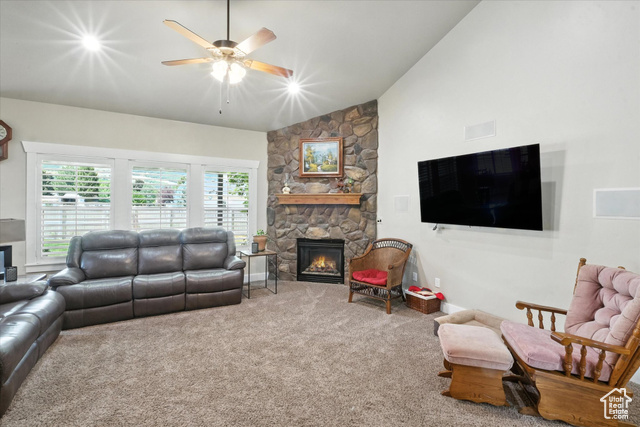 Photo 9 for MLS #2099693 at 731 S Center St