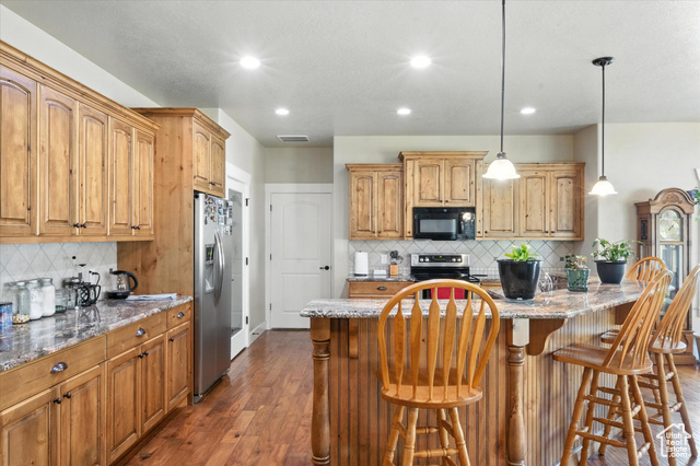 Photo 13 for MLS #2099693 at 731 S Center St