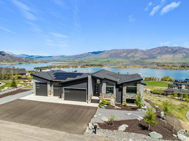 6260 E HAWKS LN, Huntsville UT 84317