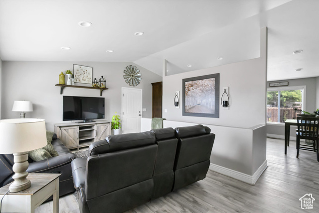 Photo 9 for MLS #2099727 at 554 W 1000 South