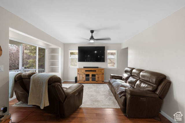 Photo 10 for MLS #2099730 at 797 W Oakridge Rd