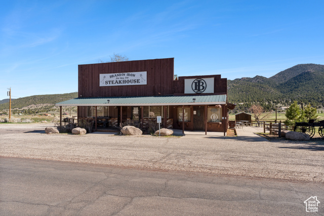 Photo 44 for MLS #2099730 at 797 W Oakridge Rd