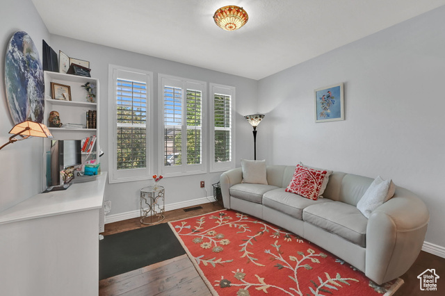 Photo 5 for MLS #2099741 at 1441 Brookshire Dr