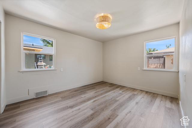 Photo 14 for MLS #2099762 at 433 S 100 East