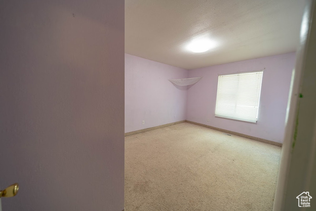 Photo 17 for MLS #2099788 at 703 N Windsor Cir