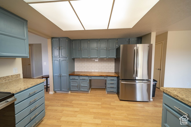 Photo 7 for MLS #2099788 at 703 N Windsor Cir
